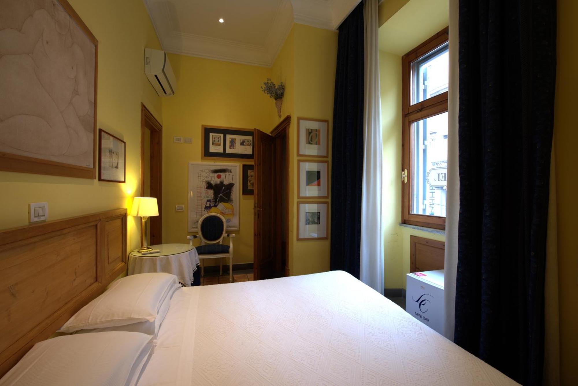 Hotel Locanda Cairoli Rome Exterior photo